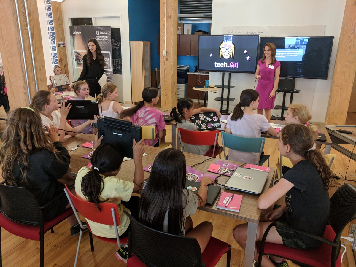 valtech_toronto's tweet photo. Our intrepid coders in action about to learn #HTML and @scratch posing with our Tech Girl program director @SimpkinsAllison – our local leader and champion of female representation in tech! #techgirltoronto #techgirl #girlswhocode https://t.co/U0Q0zkzXAY