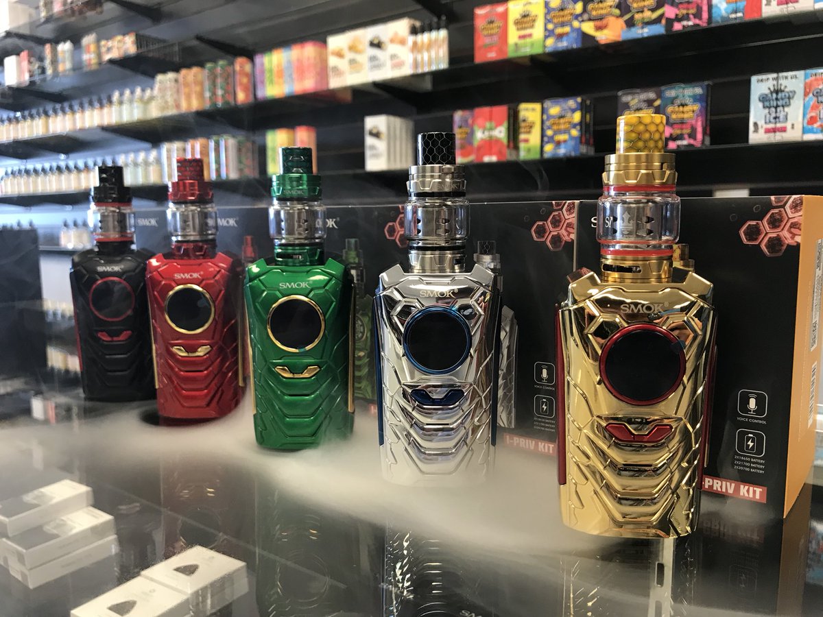 ChiefVape's tweet image. SMOK I-Priv VOICE COMMAND Mod!! Control the best mod on the market with your voice! Commands include changing wattage up or down, changing colors, turning off, changing voices and much more! The I-Priv also is compatible with 18650, 20700, and 21700 batteries! #ipriv #smokipriv