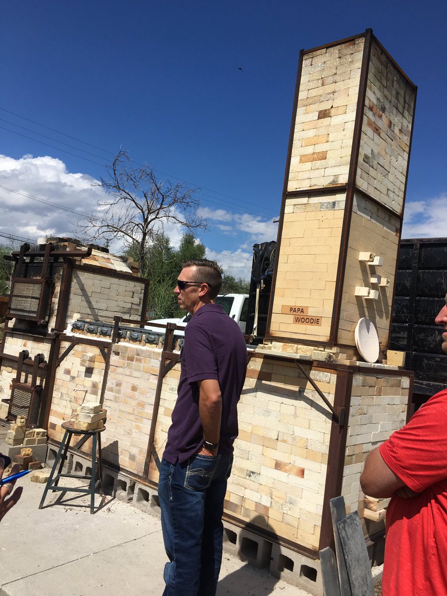 JrjcoJulie's tweet image. Very cool wood kiln at The Clay Center in Greeley. What a great community resource this place is! #CEIShowcase18 #CSSD11