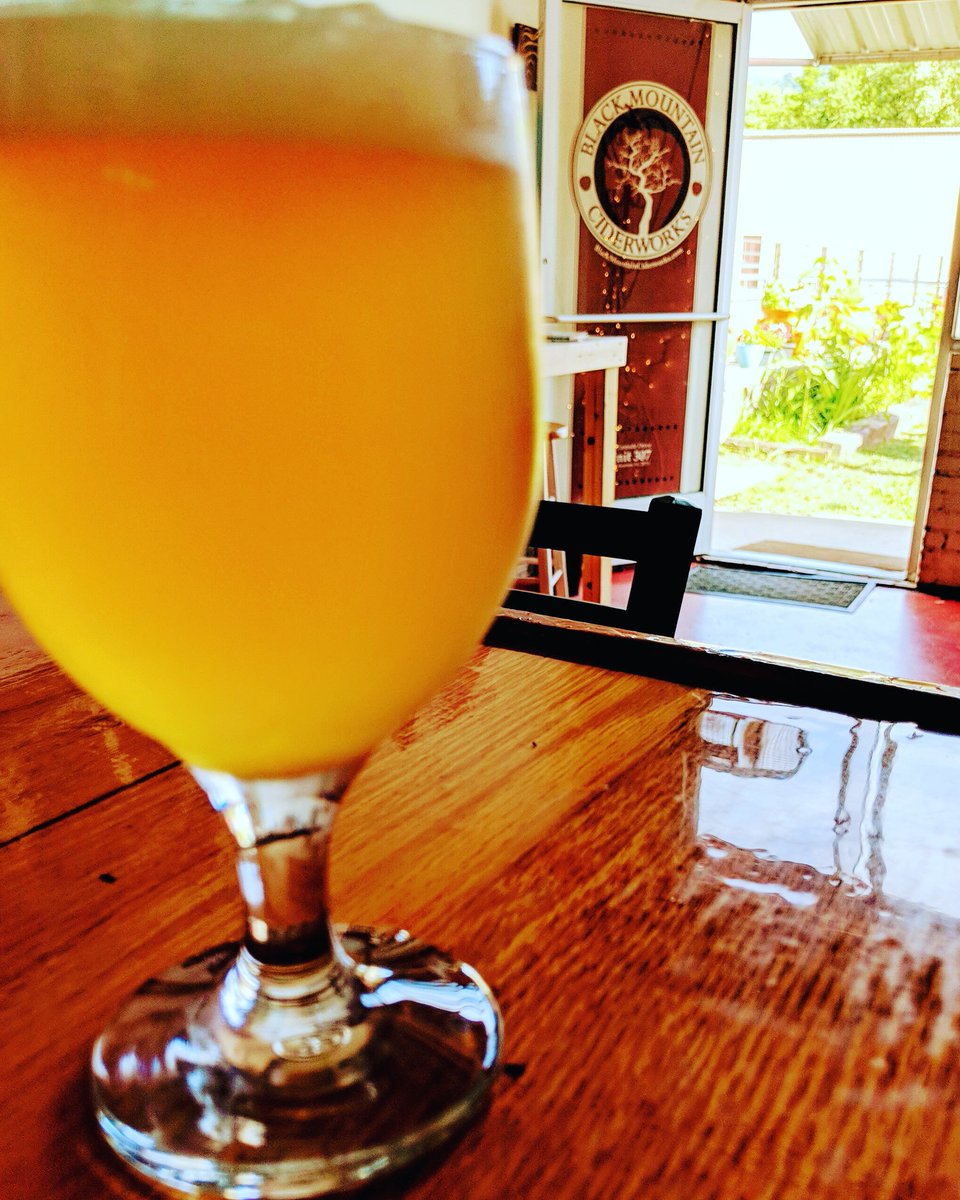 BlackMtnCider's tweet photo. Now pouring: The Cavalier, #mead w/ #pineapple and Tennessee sorghum syrup. This semi-sweet #melomel is oh-so-refreshing on this last day of spring 🍍 #draftmead
#gotmead #madeinNC #gottobeNC #NCmead #sorghum #cavalier #drinkmead #imbibe #glutenfree #honey #honeywine #thanksbees https://t.co/Ybif5JYU3p