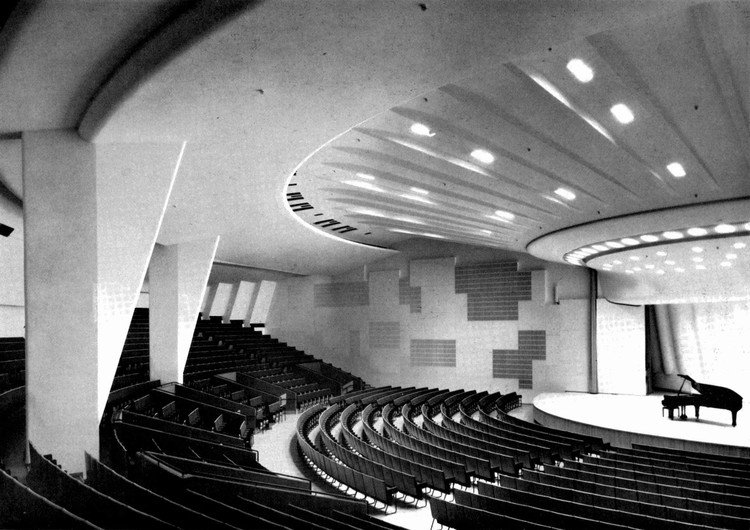 Speedmaster72's tweet image. Casa de la Cultura (Kulttuuritalo), situada en Sturenkatu 4, Helsinki (Finlandia), obra de Alvar Aalto construida entre 1955 y 1958.
#JuevesDeArquitectura
