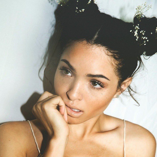Mixed Girl Problems En Twitter I Was Teased About My Freckles