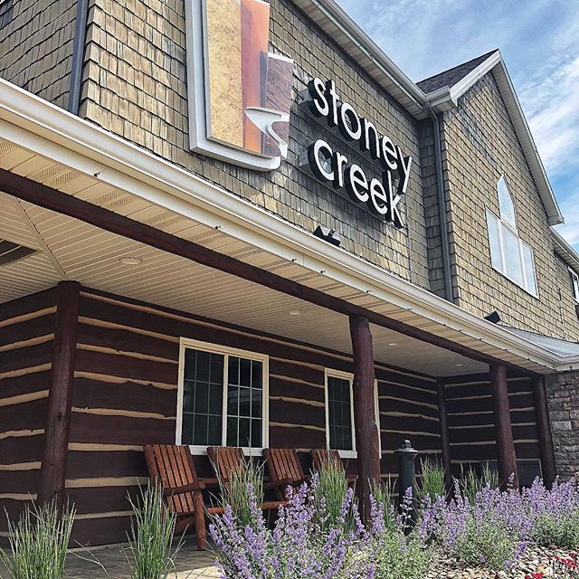 StayStoneyCreek's tweet image. It’s the last day of Spring...ummm....what spring? ☀️🔥 #stoneycreekhotels #midwestweather #nospringhere ift.tt/2JSithG