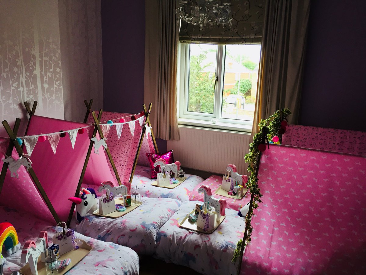 StargazersTepee's tweet photo. Beautiful Unicorn Luxury slumber party #stargazerstepee #sleepoverhire https://t.co/MxjZB4w18R