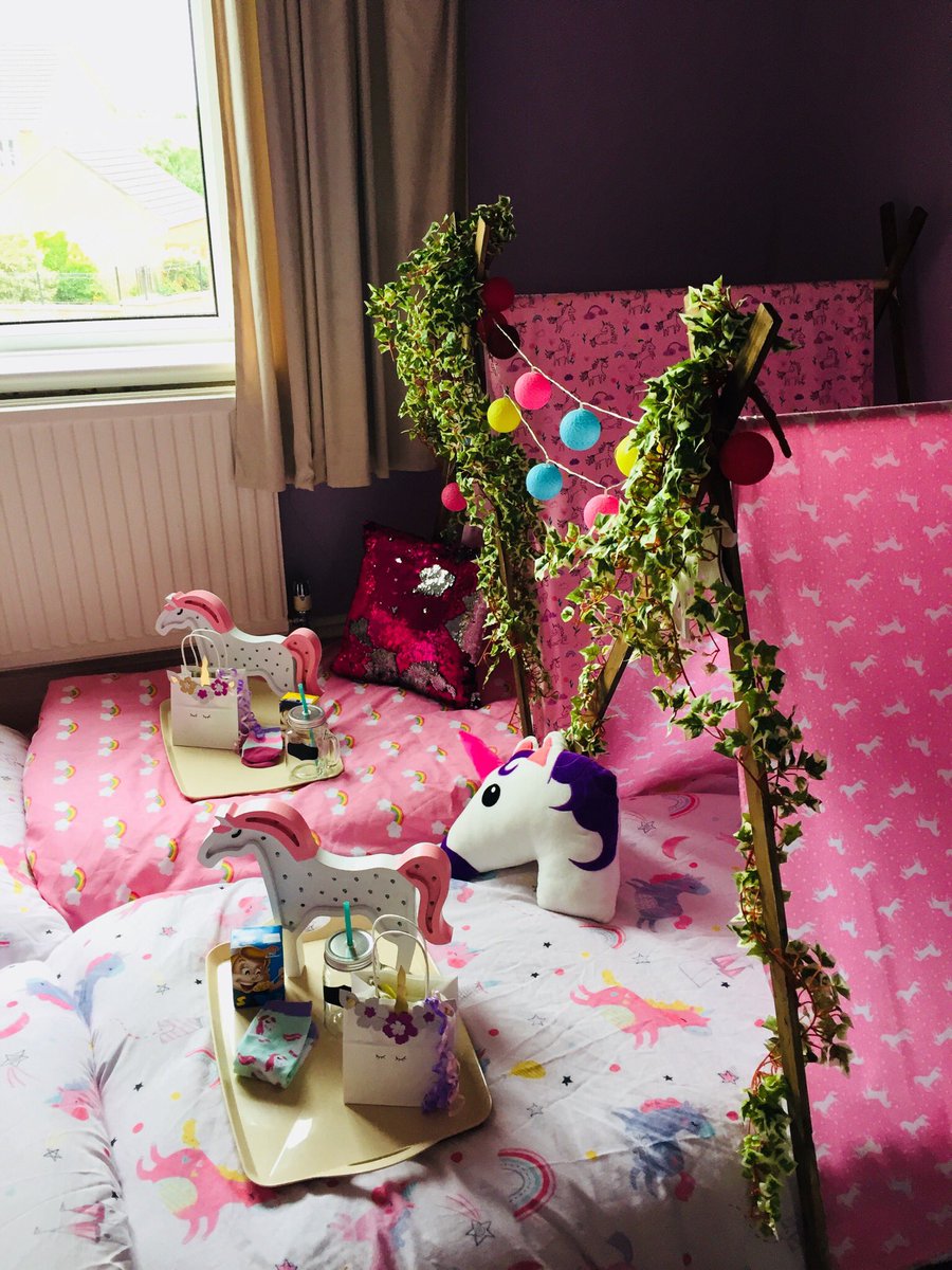StargazersTepee's tweet photo. Beautiful Unicorn Luxury slumber party #stargazerstepee #sleepoverhire https://t.co/MxjZB4w18R