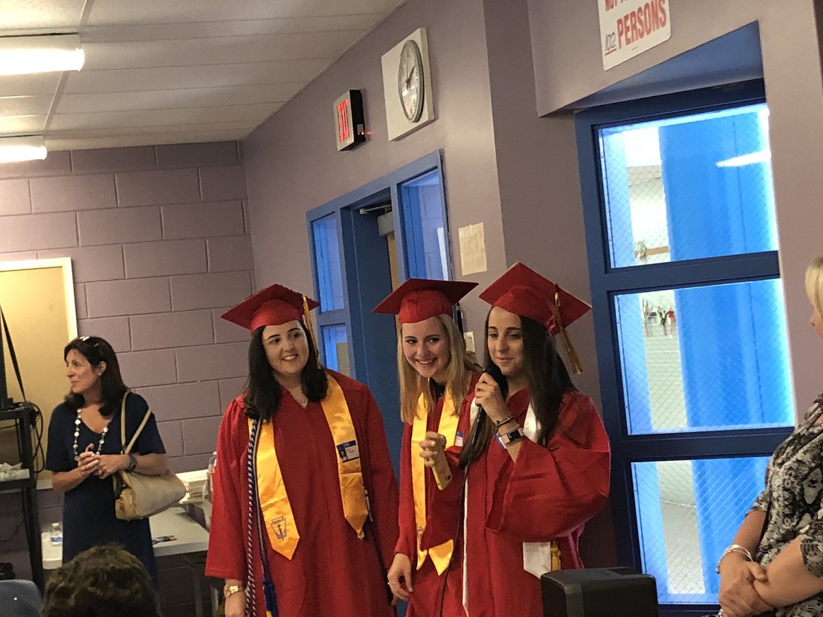 MerrimacSchool's tweet photo. Merrimac hosts Senior Walk — congrats 🎉🎈 and thanks for sharing your wisdom with our students. We wish you the best !!!@SachemSchools https://t.co/fBOEouuH8s