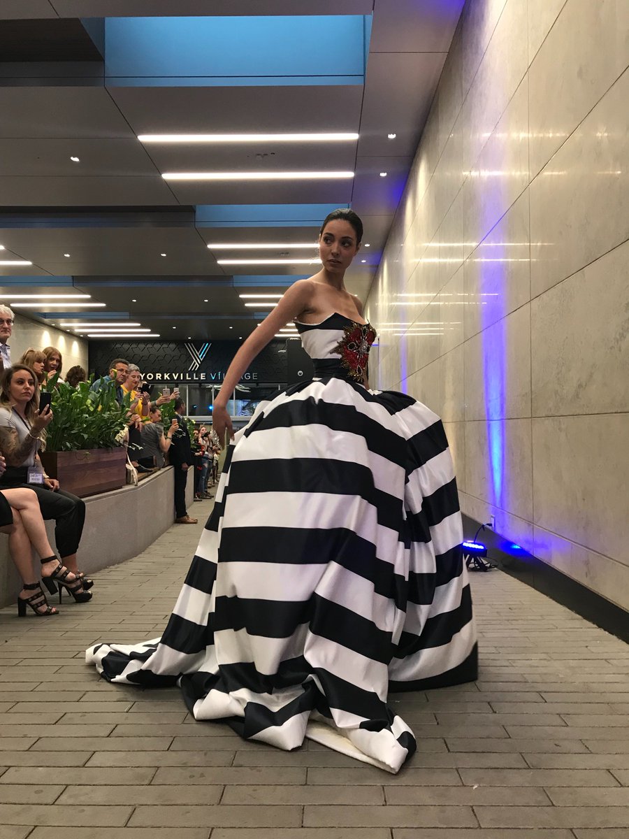 ICFFCanada's tweet photo. Stunning show tonight at #ICFFMODA! The presentation included clothing from #ChristianBoutique, #LaClosette, #Maska, #Eleventy, &amp; #Milli, + some fabulous looks from designers #AdrianArnieri, #Zoff, &amp; #Moskal. What a night! #ICFF18 https://t.co/aZKxXk2XhJ