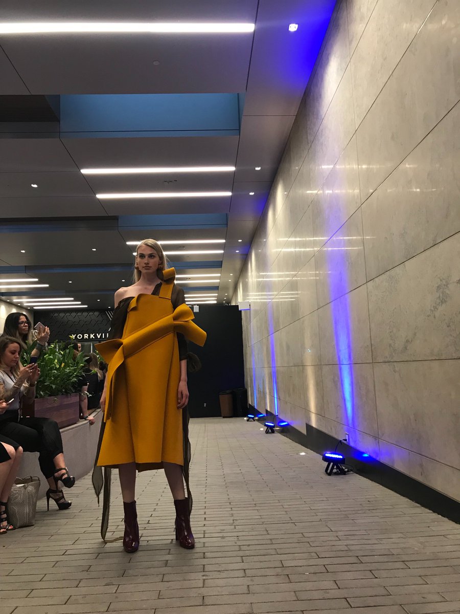 ICFFCanada's tweet photo. Stunning show tonight at #ICFFMODA! The presentation included clothing from #ChristianBoutique, #LaClosette, #Maska, #Eleventy, &amp; #Milli, + some fabulous looks from designers #AdrianArnieri, #Zoff, &amp; #Moskal. What a night! #ICFF18 https://t.co/aZKxXk2XhJ