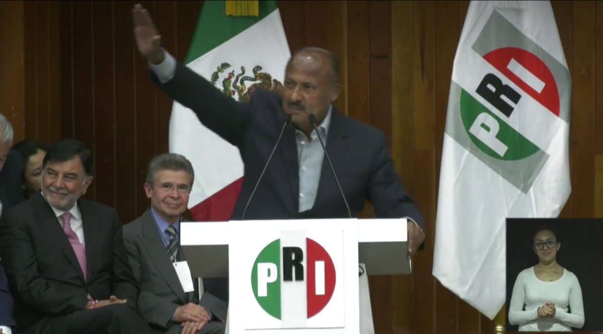 colunga_rocha's tweet photo. Hoy se llevó a cabo la LXII Sesión Ordinaria del Consejo Político Nacional en el CEN del PRI Oficial México. Con el gran líder @JuarezCisneros!!Vamos por el voto de razón, pero sobre todo, por el voto del corazón. Todo el apoyo a @JoseAMeadeK y a @MikelArriolaP #MéxicoAvanza https://t.co/gTbScejsWa