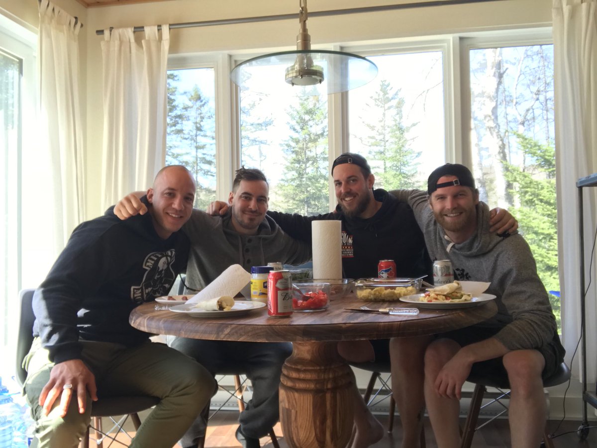 JMRamos1701D's tweet image. #19TwoThursday @dogmagayle @traceysgc1 @lantetrain @Off_ChrisTyson @SphereMediaTO #19two