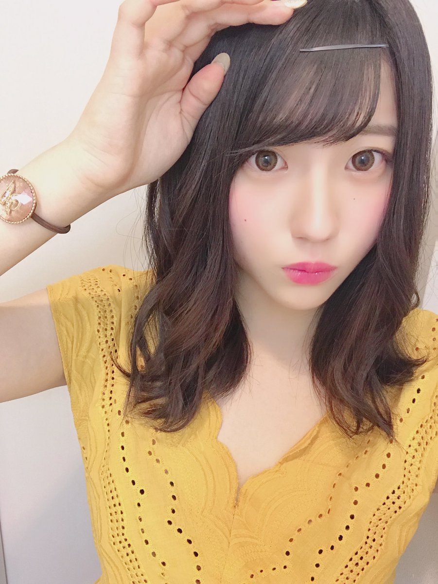 仲本愛美 まなまな 自分も昔前髪重くて困ってて 前髪を後ろの毛にするために前髪を切る時に少なくして切ってた だから今は横髪とかになってるかな 説明が難しい 仲本愛美 まなまな 自分も昔前髪重くて困ってて 前髪を後ろの毛にするために前髪を切る時に少なくして切ってた だから今は横髪とかになってるかな 説明が難しい