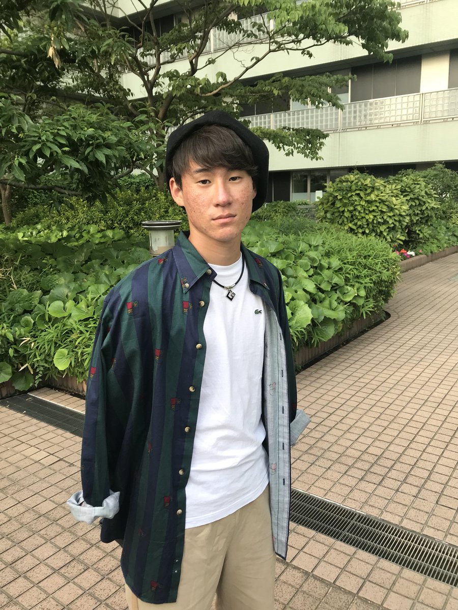 AbsurdMylife's tweet photo. 大学なっても大人になっても縁が続くであろう3人よ。
迷惑かけるがよろしゅうな。 https://t.co/fSS4eLzJoU