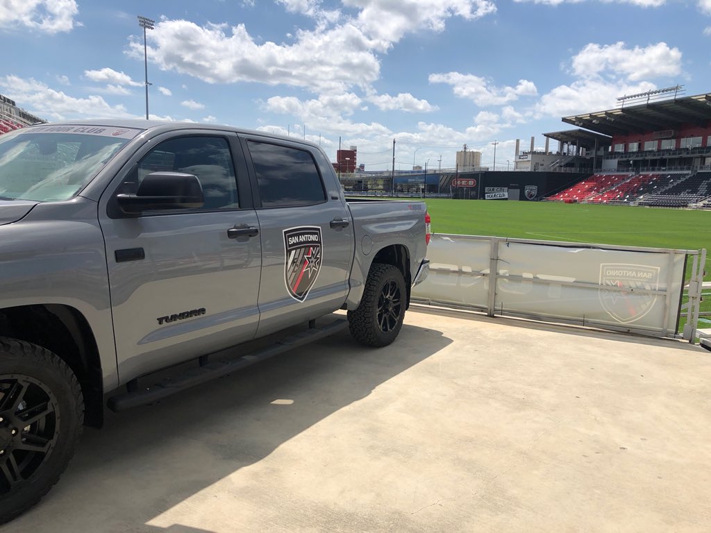 Giveaway time! RT for a chance to win four tickets in the <a href="/Toyota/">Toyota USA</a> Tundra Tailgate area and a $100 concessions voucher for Saturday’s match! #OurClub