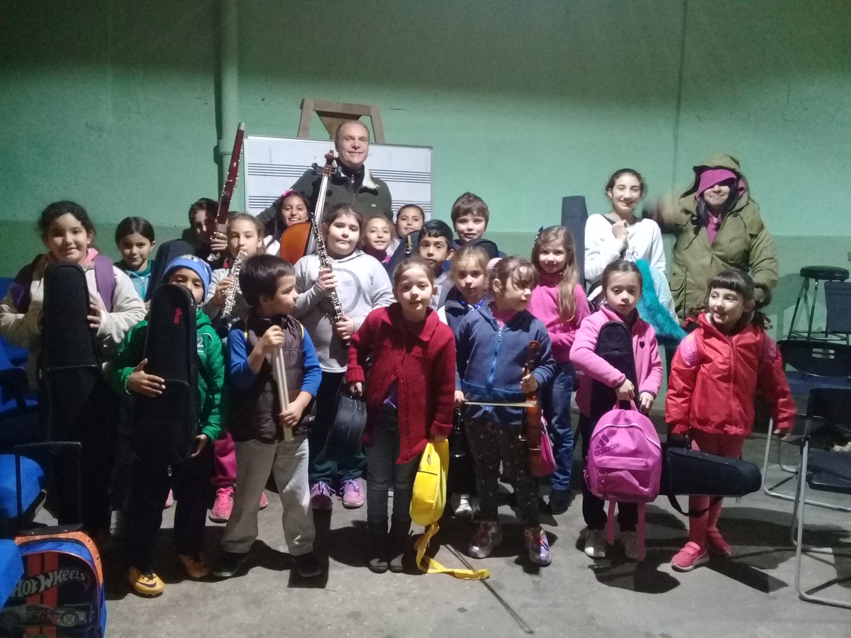 JuvenilFlorida's tweet photo. Orquesta Pre-Infantil de Florida. Un hecho...... https://t.co/OL3R9R7WiE