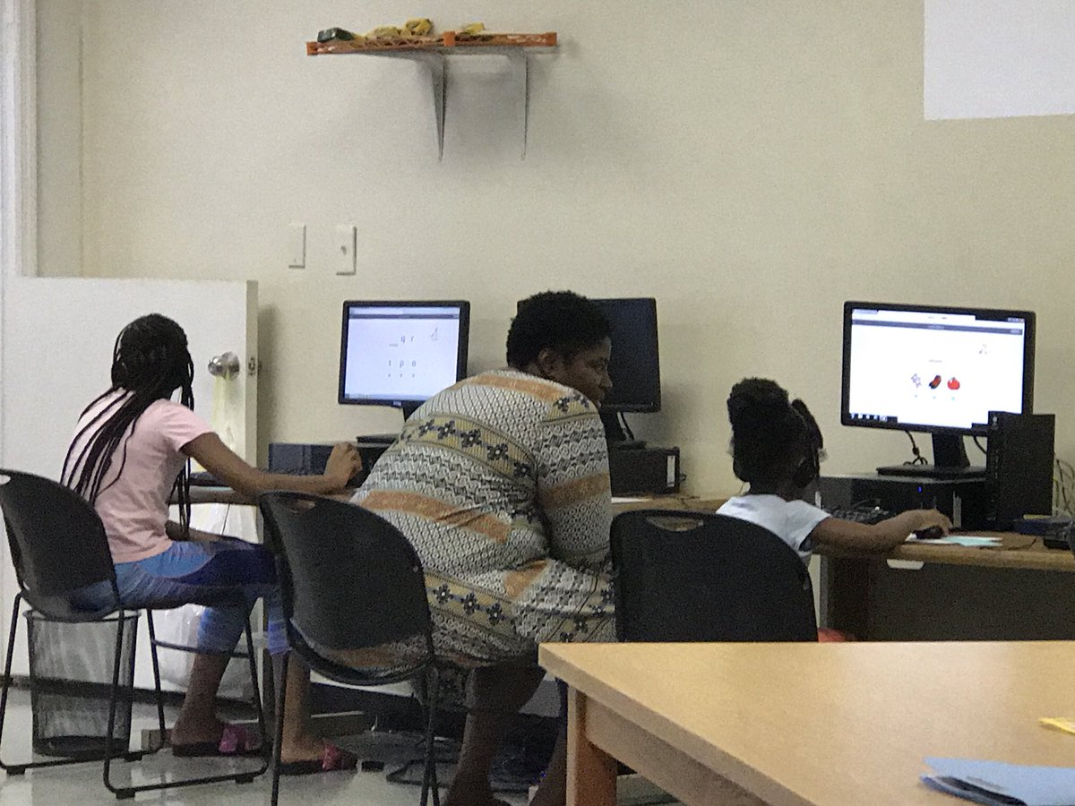 FavorAcademy's tweet photo. The scholars of the Favor Academy Tutoring Center were hard at work today! Learn more at: https://t.co/42xh0Lnjjf #gotFAE https://t.co/ZMeXhcF7Kj