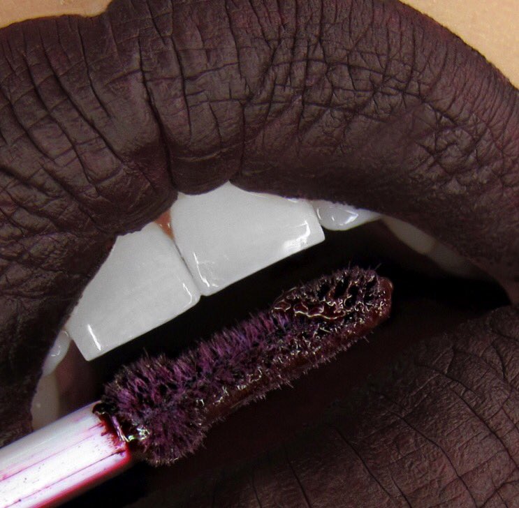 Makeuprevue's tweet photo. 💋MEDUSA MATTE LIPSTICK 💋 pic by @prestpoutbeauty https://t.co/5yCT4QHGB9