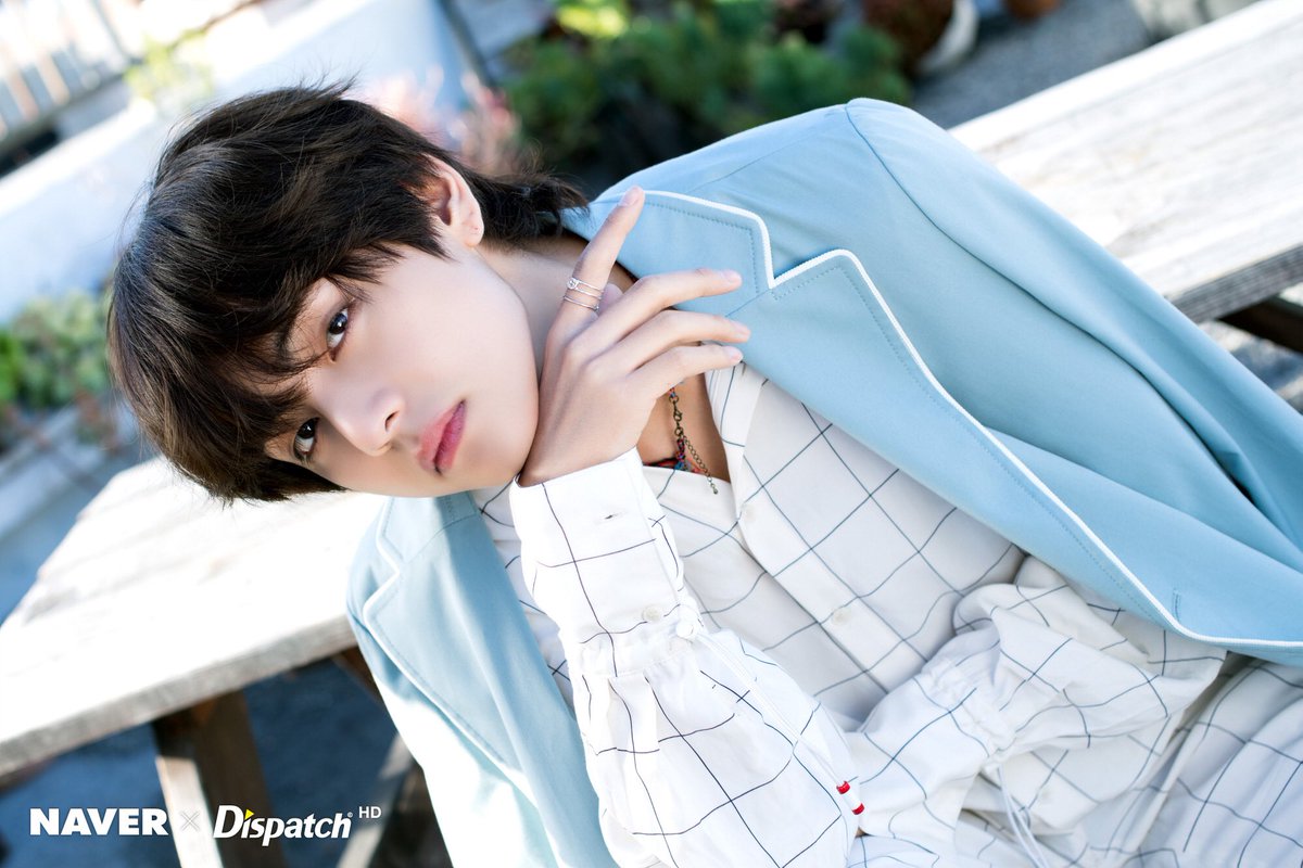 babyv951230's tweet photo. 너에게 취했어💖🐯 #BornModel #얼굴천재김태형 @BTS_twt #태형 #뷔 #태태 https://t.co/EIh3bBUcXm