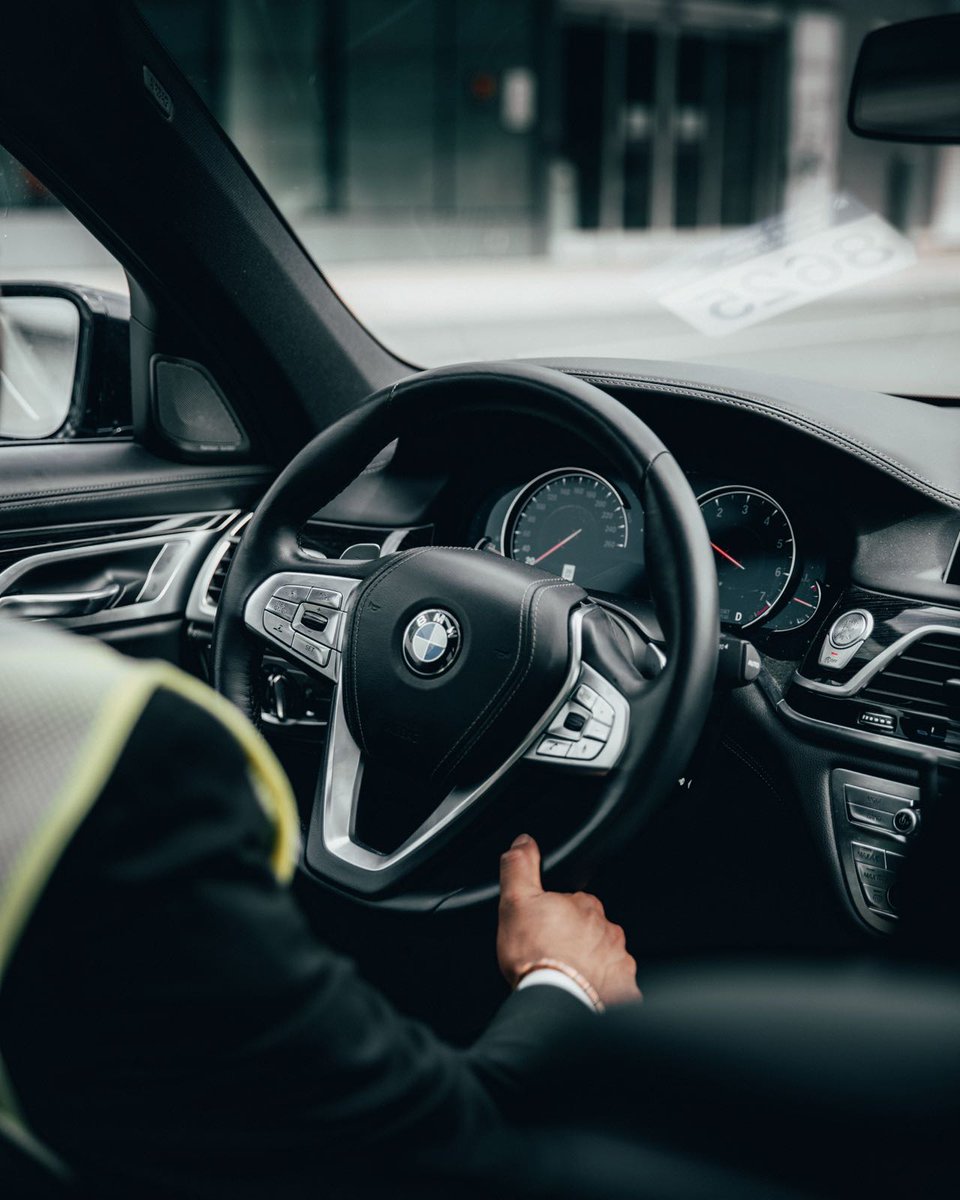 AirCanada's tweet photo. Travel in style when connecting from a domestic to an international flight at YYZ, with our new BMW Valet Service!
Available to our Signature Class customers late 2018.
📸: @alenpalander https://t.co/5EGFuLh6sh