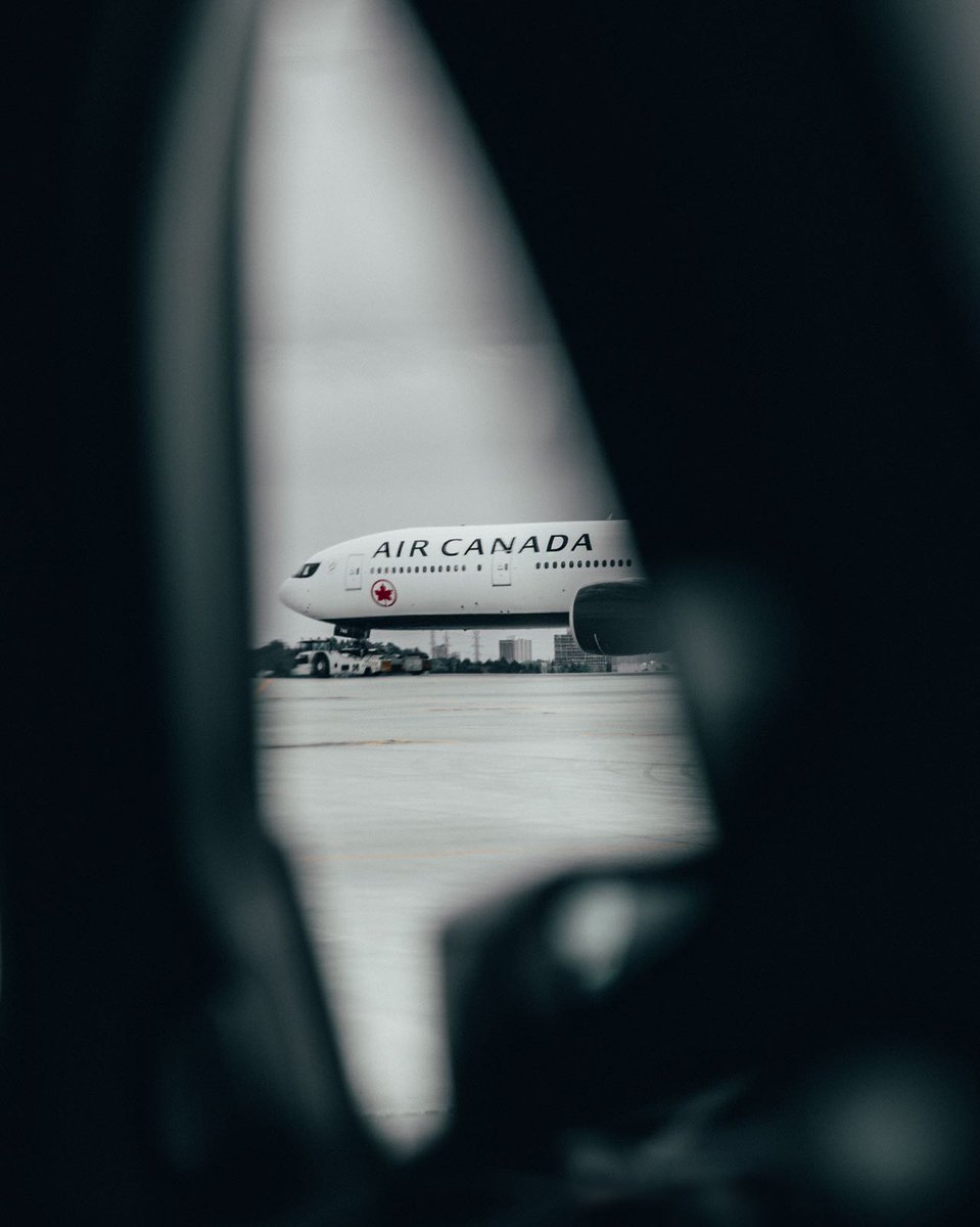 AirCanada's tweet photo. Travel in style when connecting from a domestic to an international flight at YYZ, with our new BMW Valet Service!
Available to our Signature Class customers late 2018.
📸: @alenpalander https://t.co/5EGFuLh6sh