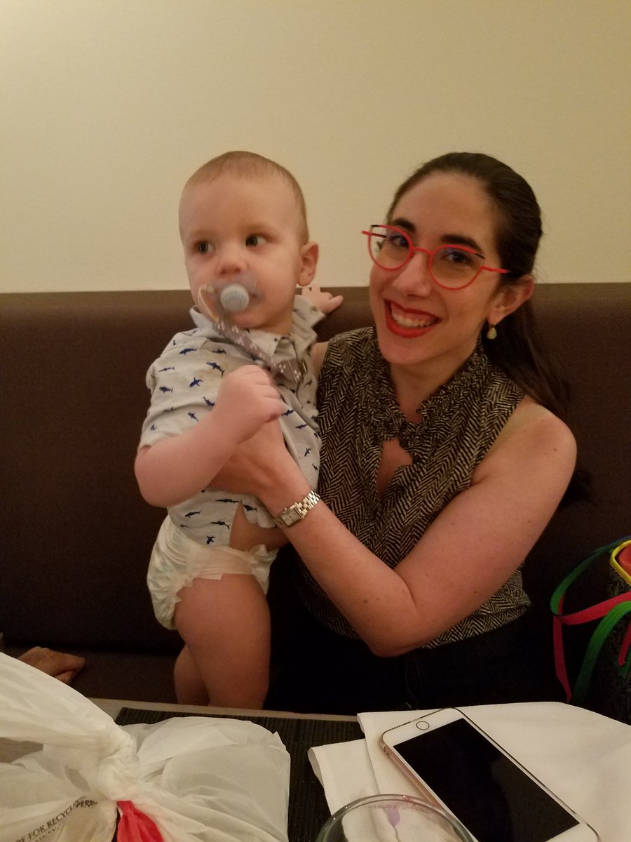 wen_pal2017's tweet photo. Visiting @alhascoe &amp; @affusj at @TwitterNYC was fun, but dinner with @sarahtarno was crazy! #wheredmypantsgo #YOLO @thelibrarian @georgepaan https://t.co/q1wGCGoicX