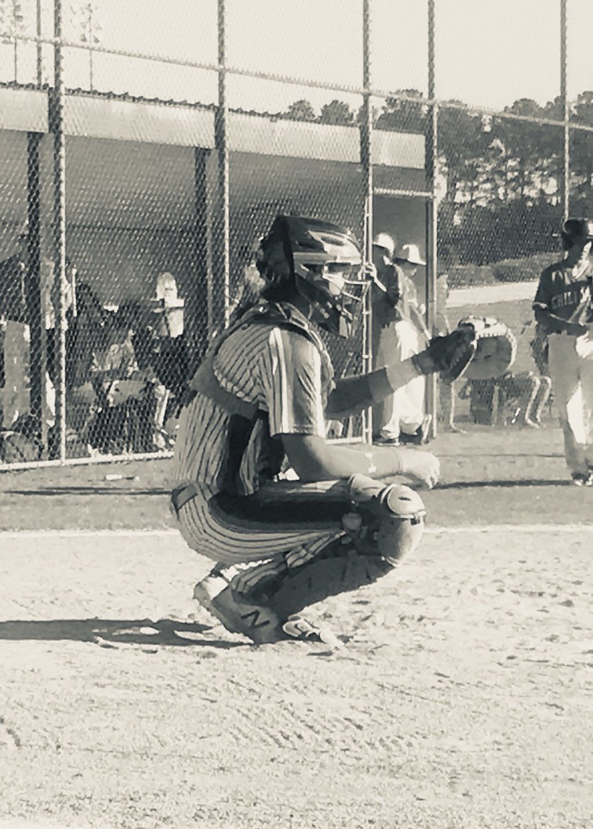 garrad14's tweet image. Fun watching @rgarris18 do his thing behind and at the plate tonight. 2-3 with a double and an RBI single in tonight’s 3-2 victory. Looking forward to some more great baseball at #BlackBear #ProspectSelect.  @ECBaseballAcad @ProspectSelect @floodtide13
