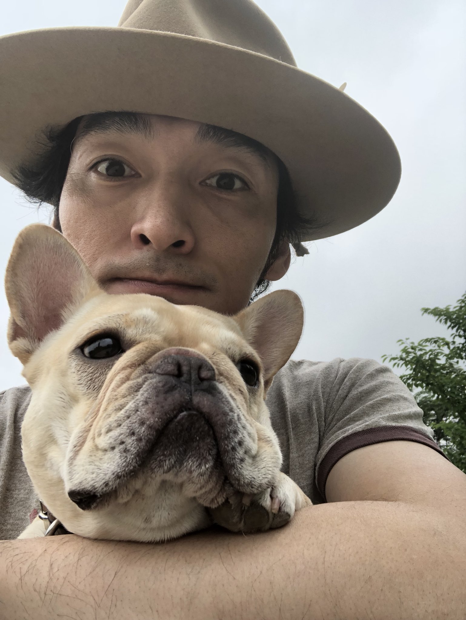 DgLdqsoVQAEXEd1.jpg:orig