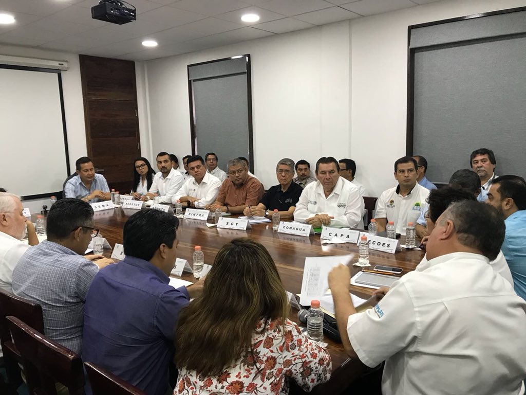 #SEDATU_QROO participó en la instalación del comité de evaluación de daños, derivado de las lluvias intensas del 14 al 15 de Junio. La coordinación institucional es indispensable para atender a la población e infraestructura que pudo ser afectada por esta contingencia.