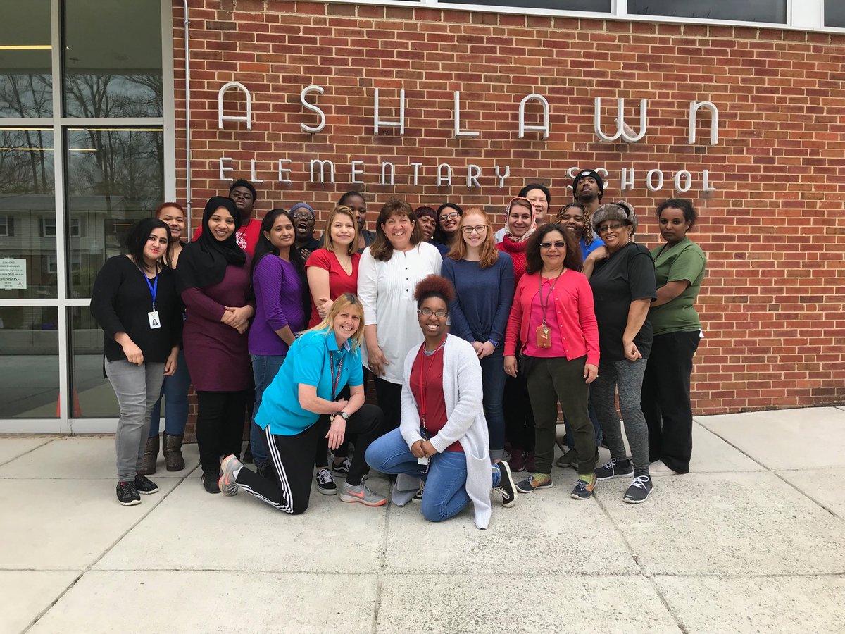 AshlawnExtDay's tweet photo. Awesome and Successful year, thanks to my Amazing Team ! https://t.co/1VkkN7WuSZ