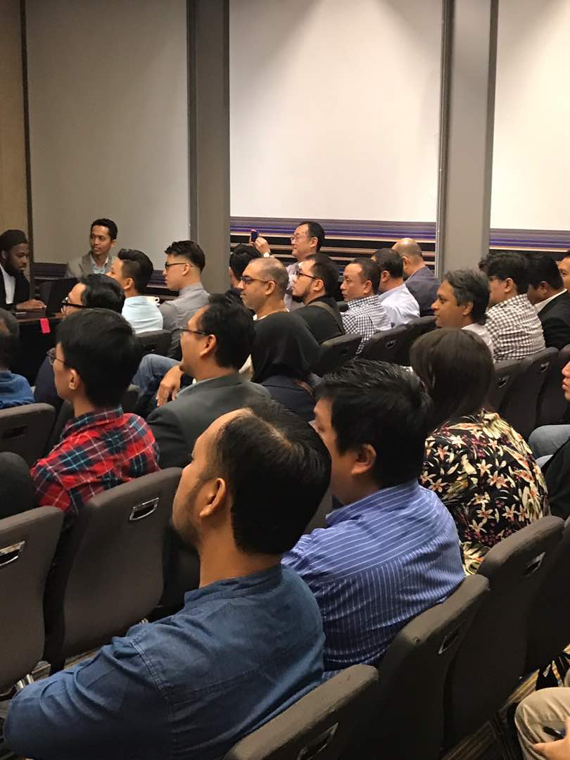 theACOplatform's tweet photo. Big Turnout at World Blockchain Summit 2018 @ Kuala Lumpur by Trescon Global
https://t.co/puoKzkAIwO
#theACOplatform #accredited #worldblockchainsummit #trescon #tresconglobal #utilityeconomy #cryptoeconomy #cryptocurrency https://t.co/Hceoi3OiIE