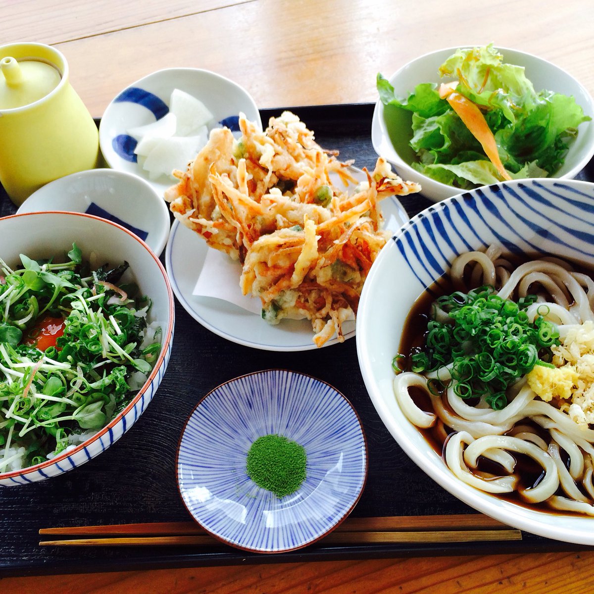 生うどんつちや A Twitter おはようございます 生うどんつちや今日も16時まで営業しております 日替りは うどん 各種 野菜のかき揚げ 大人の卵かけご飯 サラダ 漬物です よろしくお願いします うどん 鹿屋 生うどんつちや 生うどんつちや A Twitter おはようございます 生うどんつちや今日も16時まで営業しております 日替りは うどん 各種 野菜のかき揚げ 大人の卵かけご飯 サラダ 漬物です よろしくお願いします うどん 鹿屋 生うどんつちや