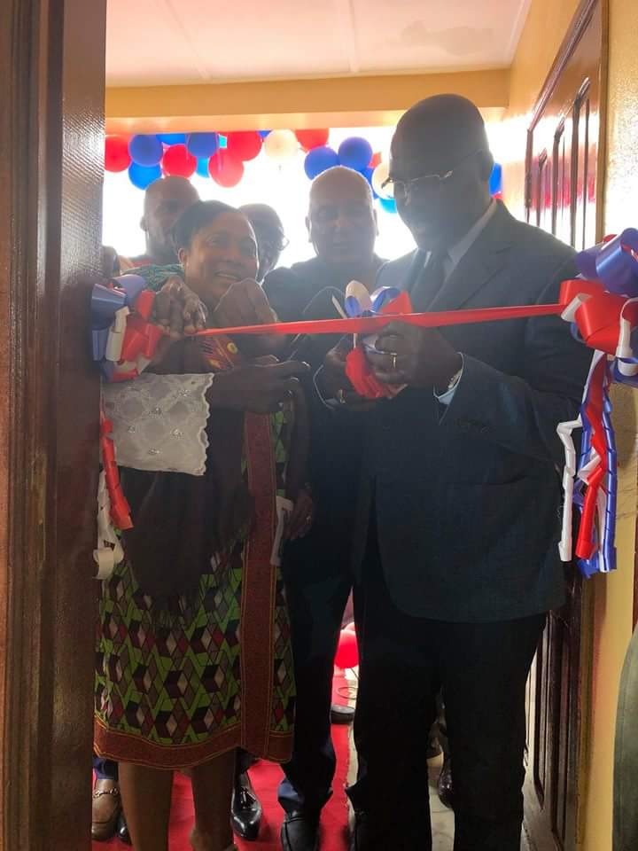 AlasMoJ's tweet image. Mr. #President thanks for this #propoor housing initiatives. You are indeed walking the talk. Rural #Liberians will rise from thatch to zinc under your watch. @FPAfrica @Nvasamka @stangog @SamMannah1 @GeorgeWeahOff @DrNyan77 @sirleafvo @TeceeBoley @orlindcooper @BBCAfrica