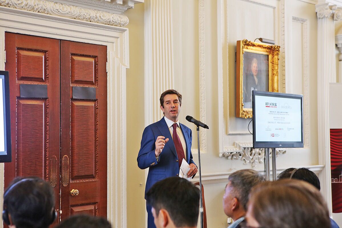hurunrupert's tweet photo. UK Scale-ups. In London meeting with Liam Fox and Lord Mayor. I did an event at Mansion House with eight European businesses presentating to a dozen of Chinese entrepreneurs. Thank you to partners, Asiability and especially Ollie.@ChinaDailyEU https://t.co/EGbUeEnRoL