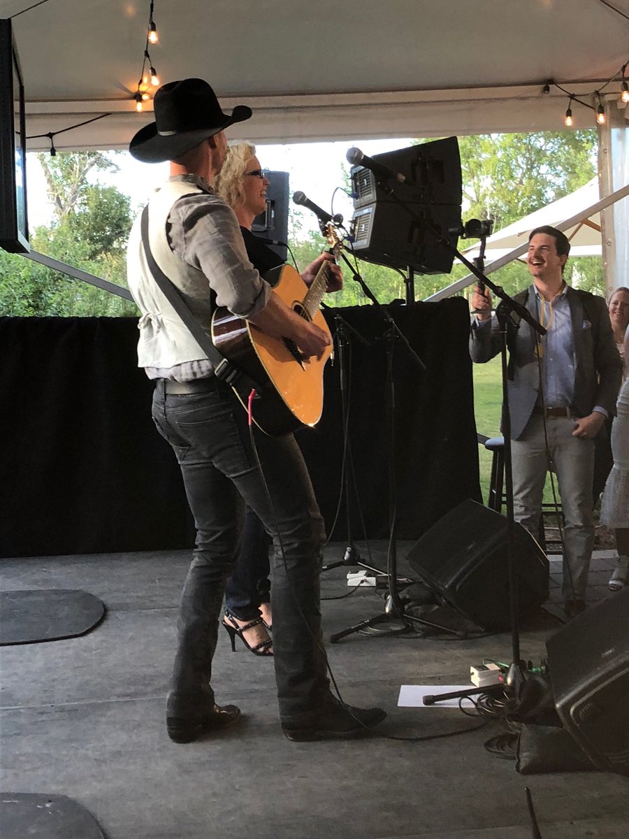 Paul Brandt and wife Liz sing while talking about #notinmycity ⁦@CCSD_edu⁩