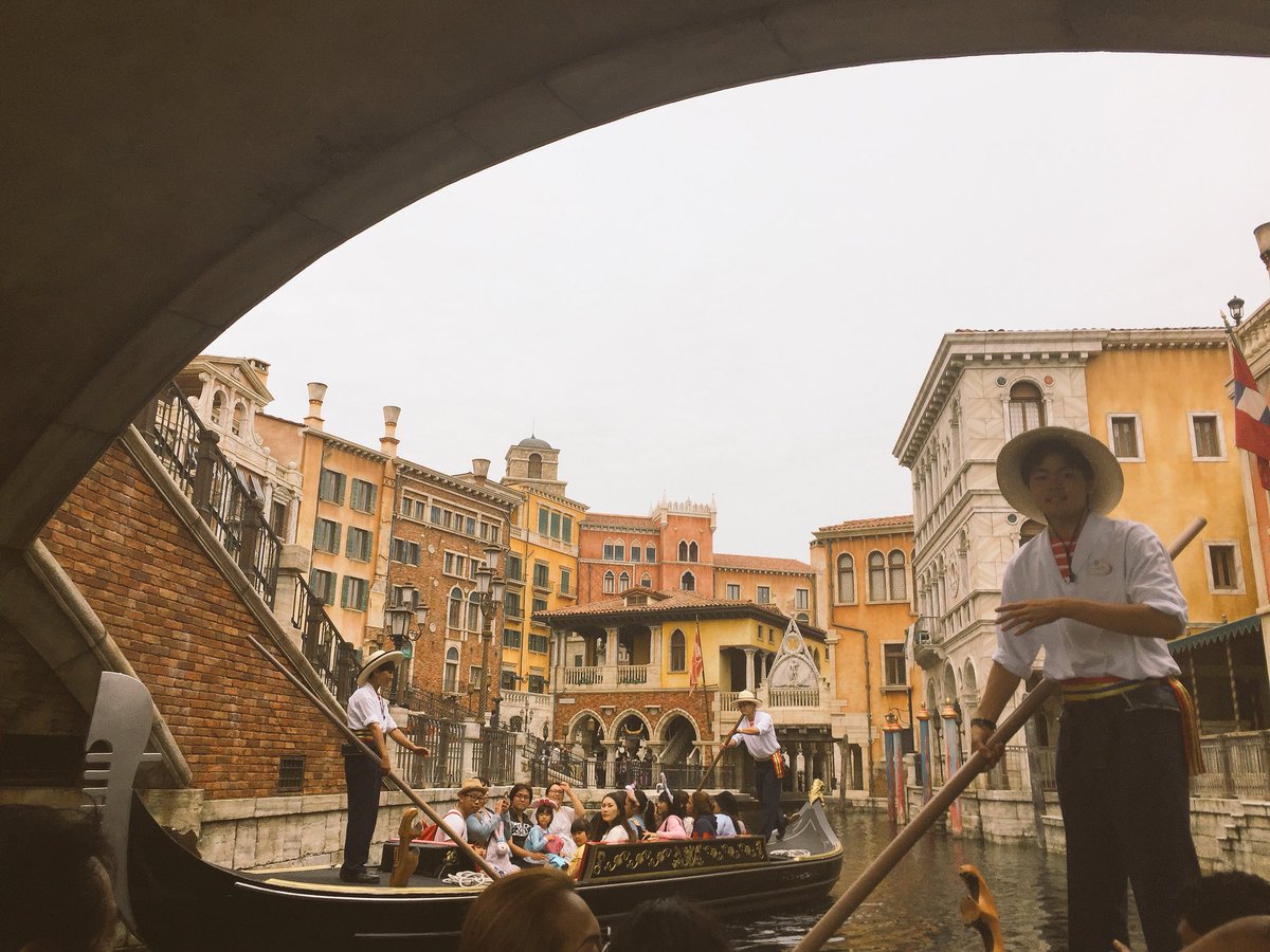 鬼 頭 里 枝 ヨーロッパに来ています イタリア ディズニーシー テキトーナイト ハム チャオ