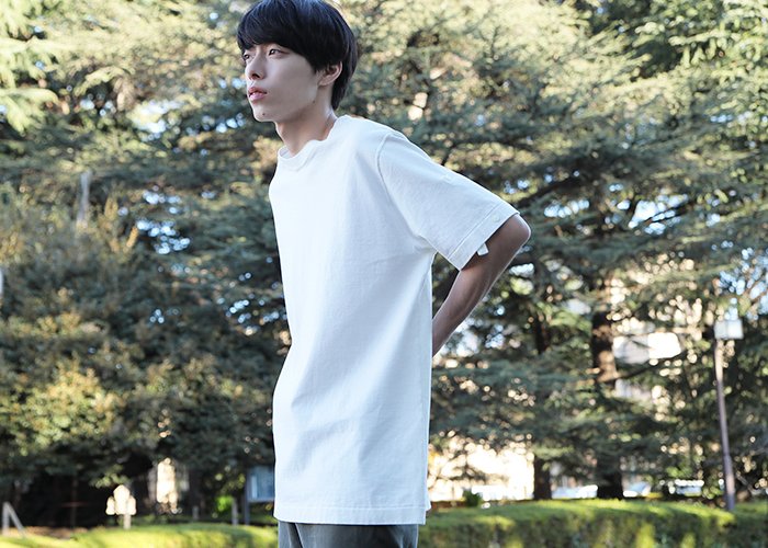 Palmmaisonstore's tweet photo. #AUGUSTEPRESENTATION #林克哉
〇入荷アイテム〇
有機栽培綿で柔らかい肌触りに仕上げた生地で製作したBIG T-シャツ。ブラックライトで発光する特殊な祭り文字をバックプリント。
https://t.co/Pw5jSSEgy9
#palmmaisonmen #palmmaison #palmmaisonlite #palmmaisonstore https://t.co/TLc0kTx68H
