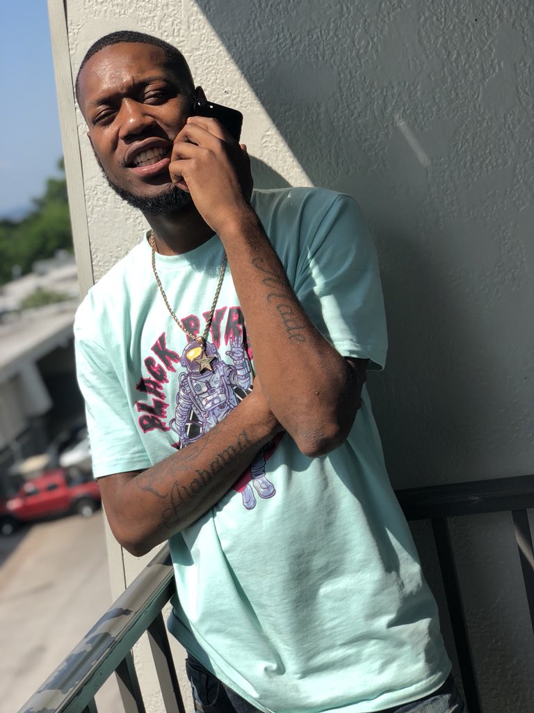 donnwunn's tweet photo. I aint in competition with nobody im just tryna catch up on them loses I took #LLTGUY ๐ https://t.co/mbkjeg3FVD