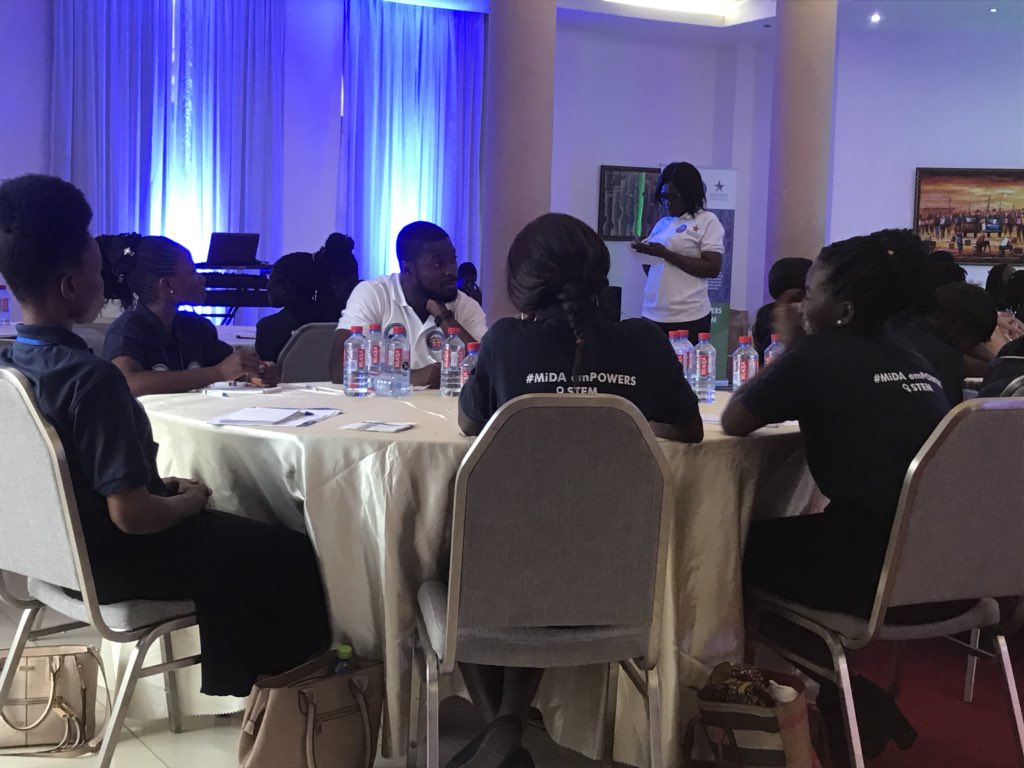 SDGJournalist's tweet photo. The STEM statistics in Ghana for girls is not encouraging even though female enrollment improved tremendously. #MiDA organized a Mentorship and internship for 50 girls with #ECG #GSA. Only 15 percent women work with these institutions and this must end. @YREGhana @Chavivohra https://t.co/MNrMBXNILb