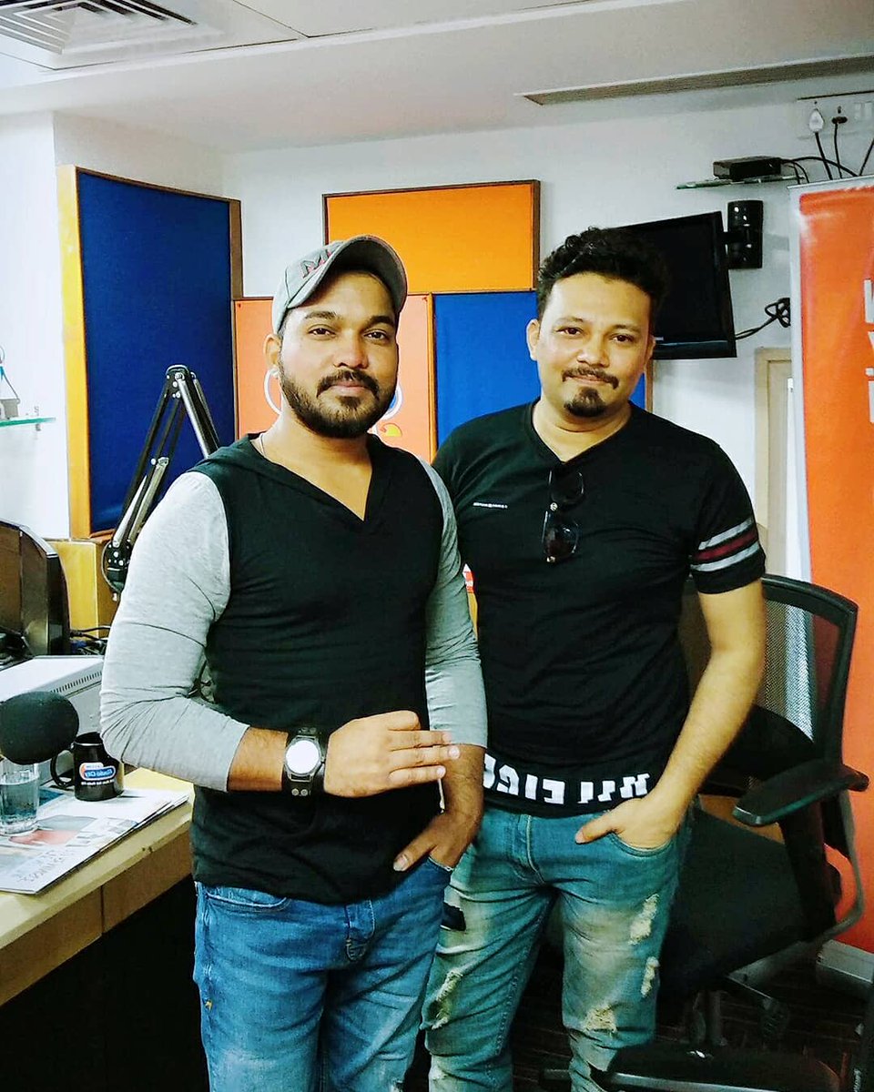 hardikachaarya's tweet photo. Today on the world music day we really had a super duper fun at Radio city Mumbai 91.1 with our favourite @archanaapania &amp; @salilacharya ..you both are just fantabulous .#race3
#partychaleon 
Happy World music day to all 💟💟💟 Keep Spreading Love through music... https://t.co/dp4FzrCuiW