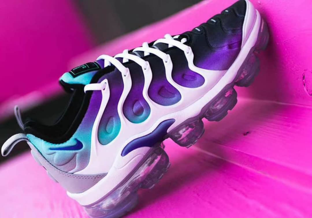 vapormax plus blue and purple