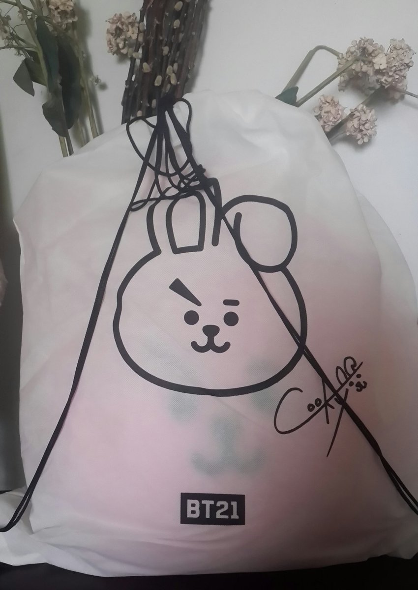 emmarminy's tweet image. ได้รับหมอน Cooky แล้วค่ะ น้องน่ารักมากกก เจ้าของร้านก็น่ารักมากๆ บริการดี ใจดีมากค่ะ ส่งของเร็วมากด้วย ขอบคุณที่เป็นธุระให้นะคะ 💜
#Tiktokreview