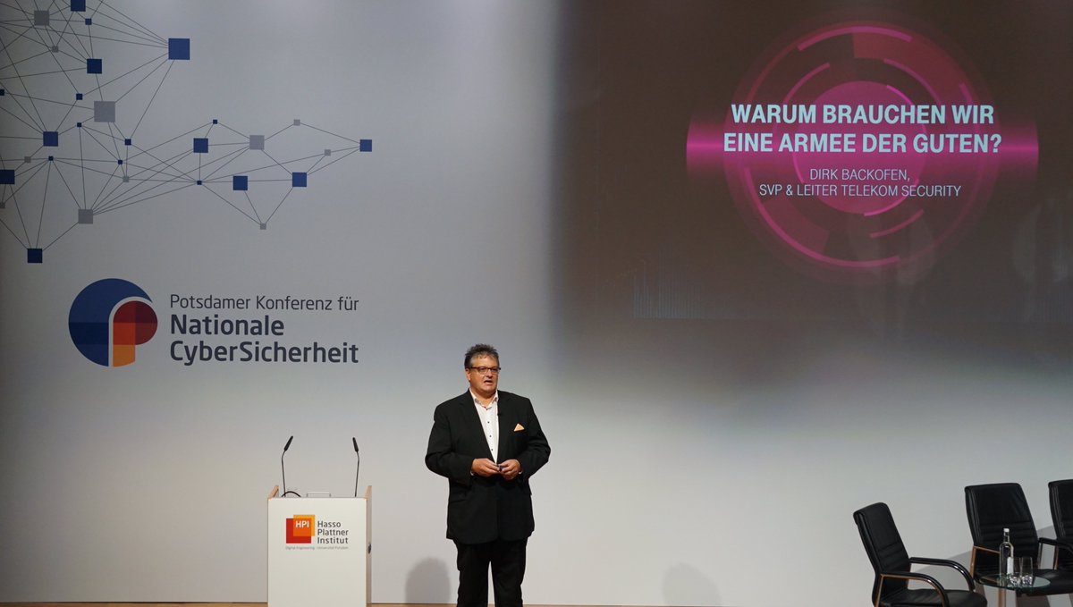 HPI_DE's tweet photo. .@BackofenD, Leiter #TelekomSecurity @deutschetelekom, über die Notwendigkeit einer Armee der Guten im deutschen #Cyberraum. #HPI_Security #CyberSecurity https://t.co/WoMiDXEHvK