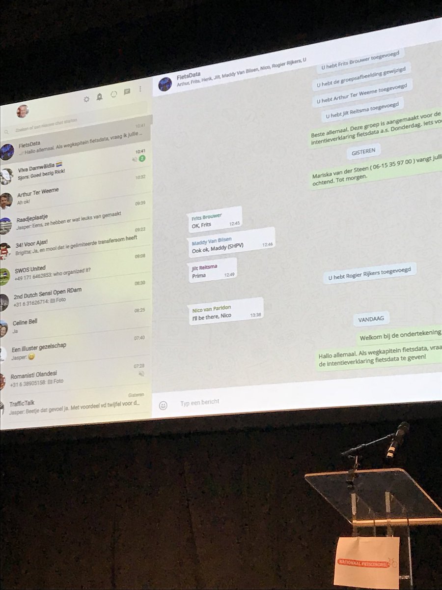 katedejager's tweet image. Via #whatsapp wordt #datadeal #fietsdata ‘getekend’. @romanista, wegkapitein @TourDeForce2020 nodigt iedereen uit.