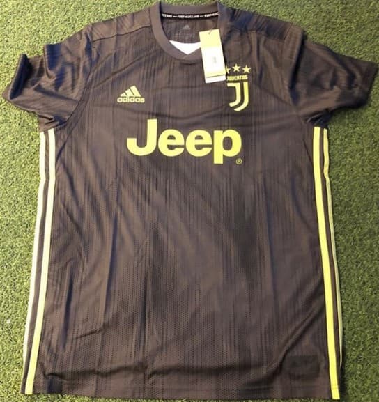 ユニ11 ユヴェントス 18 19 サードユニフォームリーク T Co Xq0ajjjtmy Shirt Maglia Seriea Juventus 18 19 Third Jersey Leaked