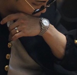 who saID jonghyun's gay skahbakak ok take a look at this thread first and you'll know