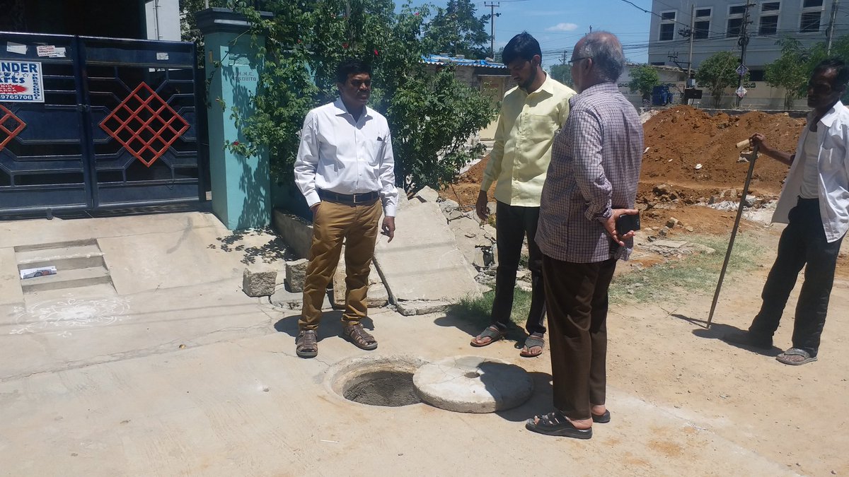 Sir.
    Inspecting the water supplies and supply lines at Sudershan nagar under Madhapur section