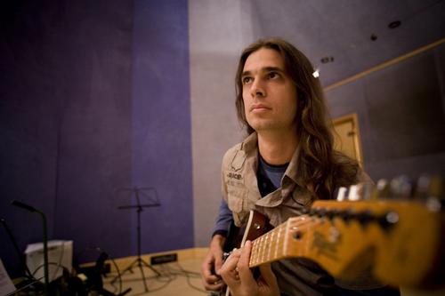 guitarline's tweet photo. Kiko Loureiro интервью для Guitar Institute - https://t.co/buMnXR5zai https://t.co/SpIhFqvaxs