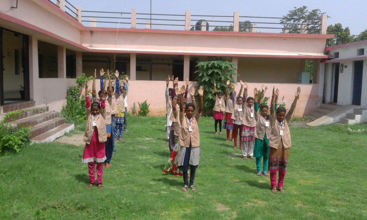 LearnetSkills's tweet photo. #InternationalYogaDay2018 celebrations by students of #MPSSDM project with vigour, zest and enthusiasm at #IIS, Anuppur #Skill4Jobs #SkillIndia #YogaSkills #Skills4Yoga #HumFitTohIndiaFit @moayush @dpradhanbjp @AnantkumarH @narendramodi @PMOIndia @NSDCINDIA @MSDESkillIndia https://t.co/DLeDnTdmYK