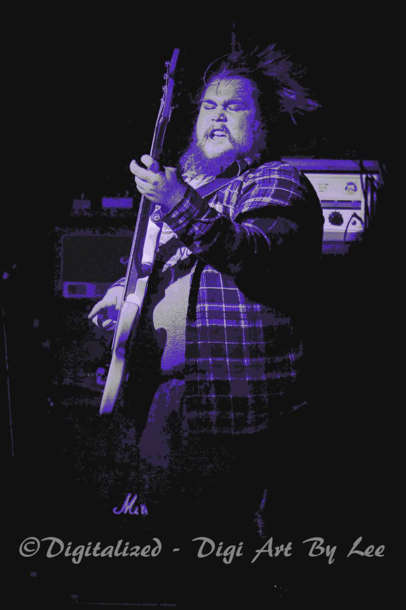 JPPCharityEvent's tweet image. As some of you know I also do digi art for fun check out my latest pieces of Just Push Play 4: Train Kept A Rollin' headliners @TheBadFlowers hope you like it

#justpushplay #thebadflowers #startinggun #digiart #portraitart #rockart #popart