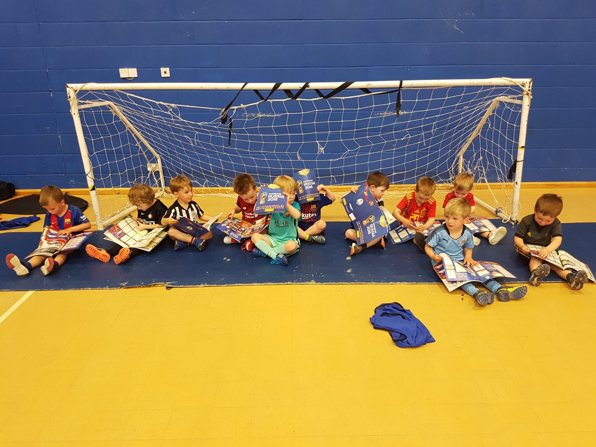 Big thanks to <a href="/sainsburys/">Sainsbury's</a> #Alnwick for the <a href="/FIFAWorldCup/">FIFA World Cup</a> #Russia #PaniniStickerAlbum ⚽⚽⚽