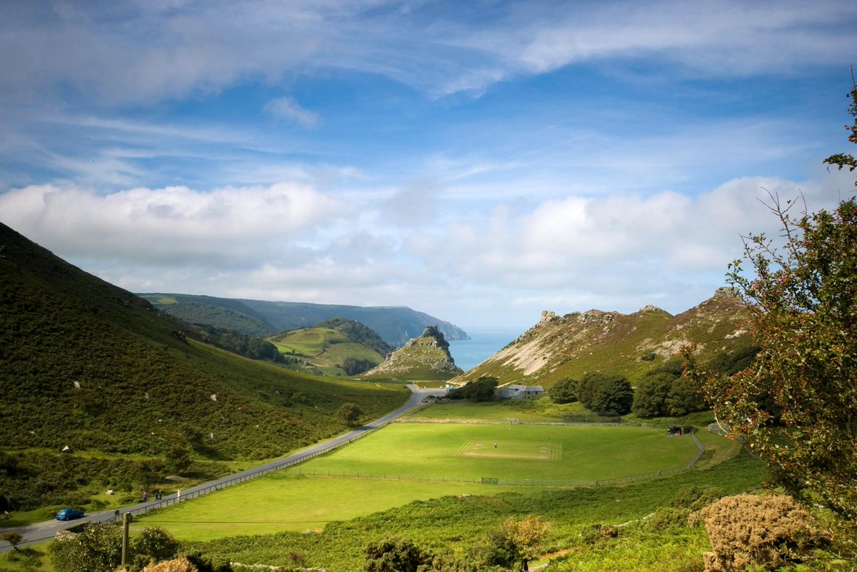 visitexmoor's tweet photo. #summerofbeauty  @Campaign4Parks #Exmoor #Devon https://t.co/fc0RDNrWB6